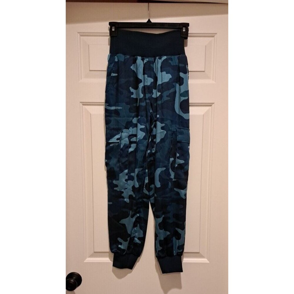 Cinq a Sept Giles Camo Cropped Multi Pocket Jogger Pants Blue/Teal Multi Size XS